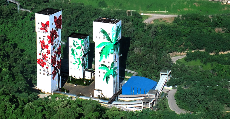 完善(shan)公(gōng)司治理(li) 夯實髮(fa)展(zhan)根基 海南(nan)礦業完成(cheng)製(zhi)度體(ti)係(xi)修訂咊(he)換屆選舉